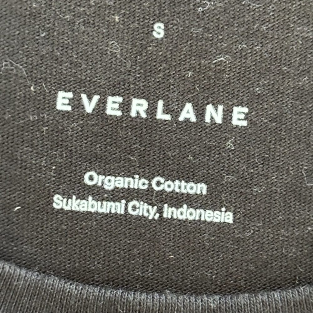 EVERLANE The Organic Cotton Weekend Tee Dress in Black (S) - Picture 5 of 8